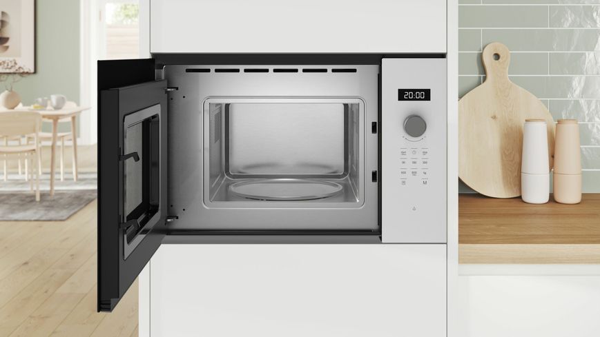 Встраиваемая микроволновая печь Bosch BFL524MW2 фото